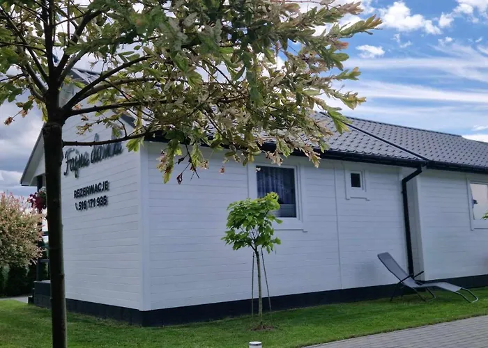 ロッジ Fajne ウストロニエ・モルスキエ